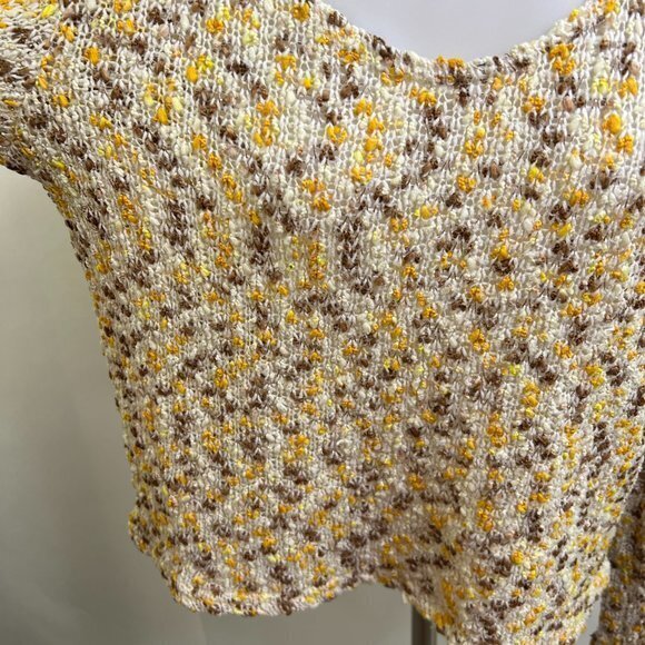 MinkPink M Sweater Yellow Textured Brown Crochet Knit Scoop Long Sleeve - Picture 2 of 10